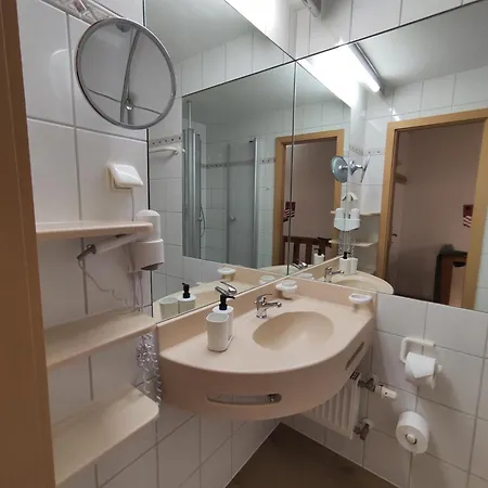 Apartment Sauna, Pool Und Gartenzugang *