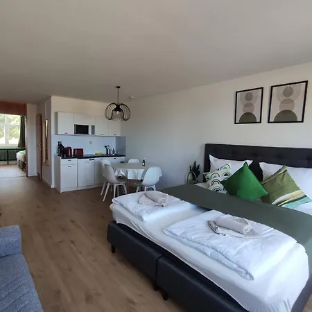 Sauna, Pool Und Gartenzugang Apartment *