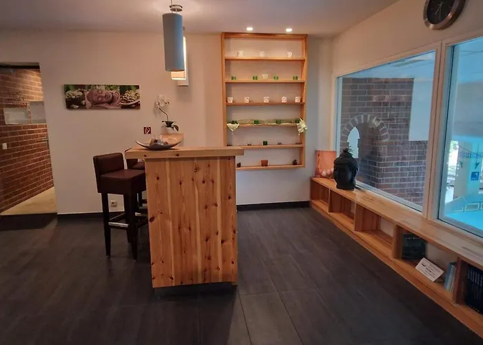 Sauna, Pool Und Gartenzugang